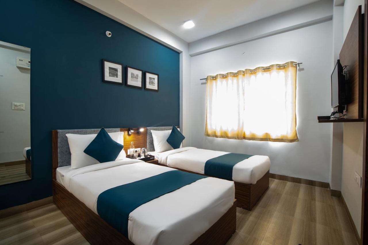 Hotel Ballfin Indore Zewnętrze zdjęcie