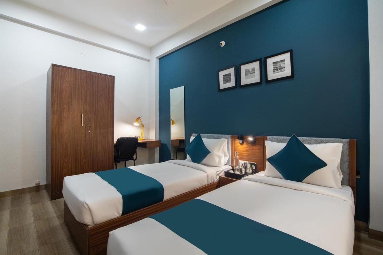 Hotel Ballfin Indore Zewnętrze zdjęcie