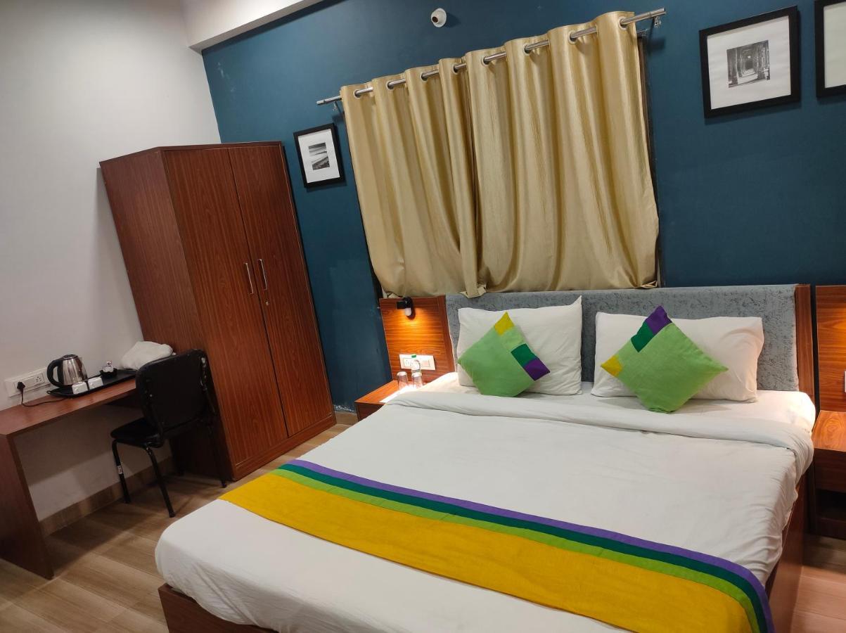 Hotel Ballfin Indore Zewnętrze zdjęcie