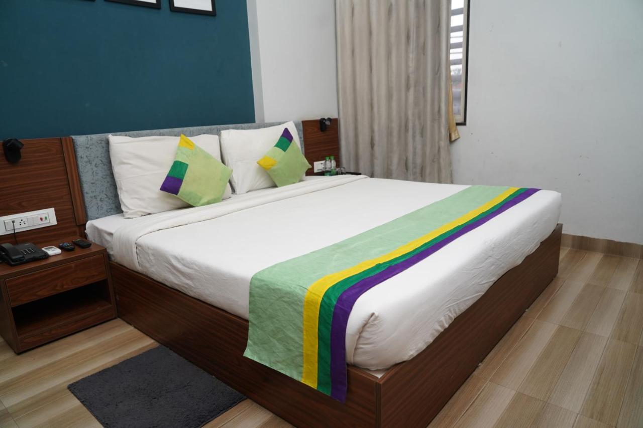 Hotel Ballfin Indore Zewnętrze zdjęcie