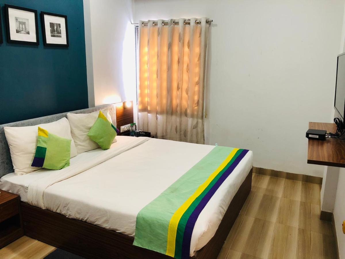 Hotel Ballfin Indore Zewnętrze zdjęcie