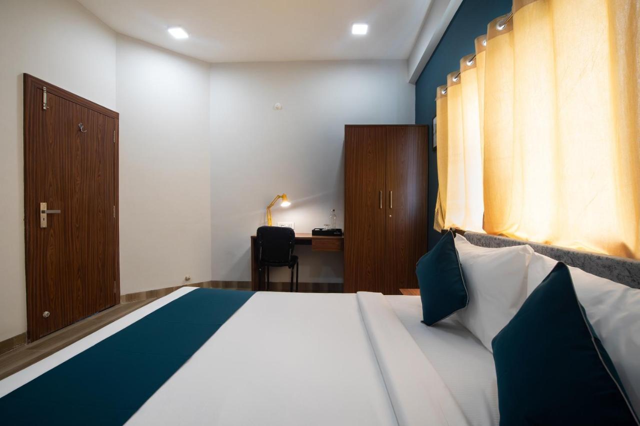 Hotel Ballfin Indore Zewnętrze zdjęcie