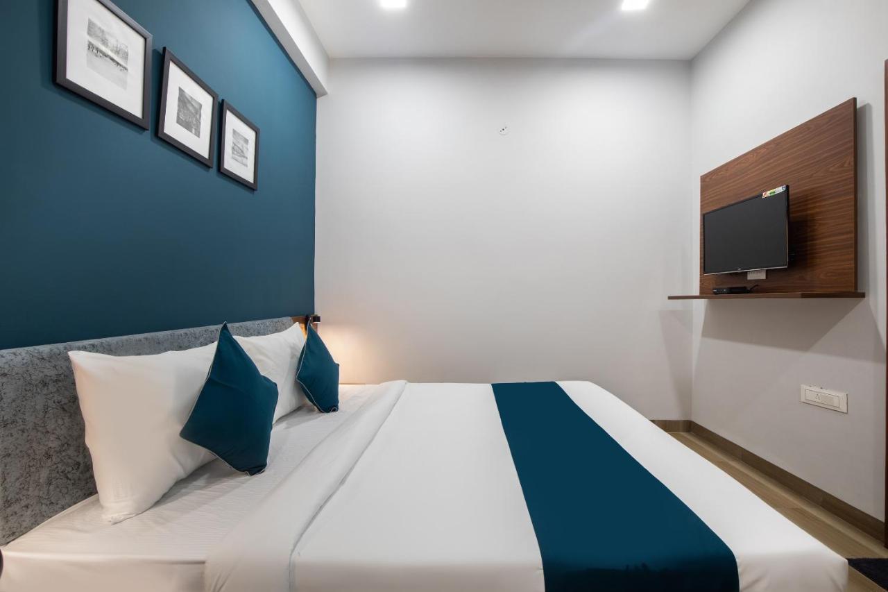 Hotel Ballfin Indore Zewnętrze zdjęcie